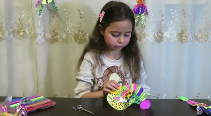 Ծաղրածու թղթից